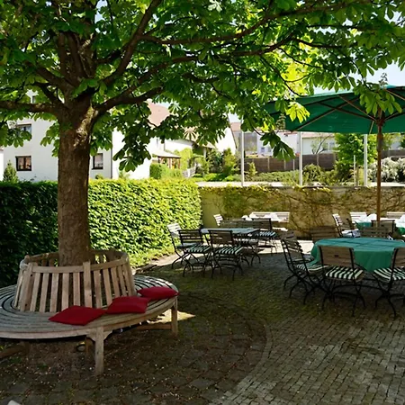 מלון Oberschwaebischer Hof