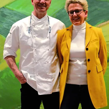 Oberschwaebischer Hof מלון Schwendi